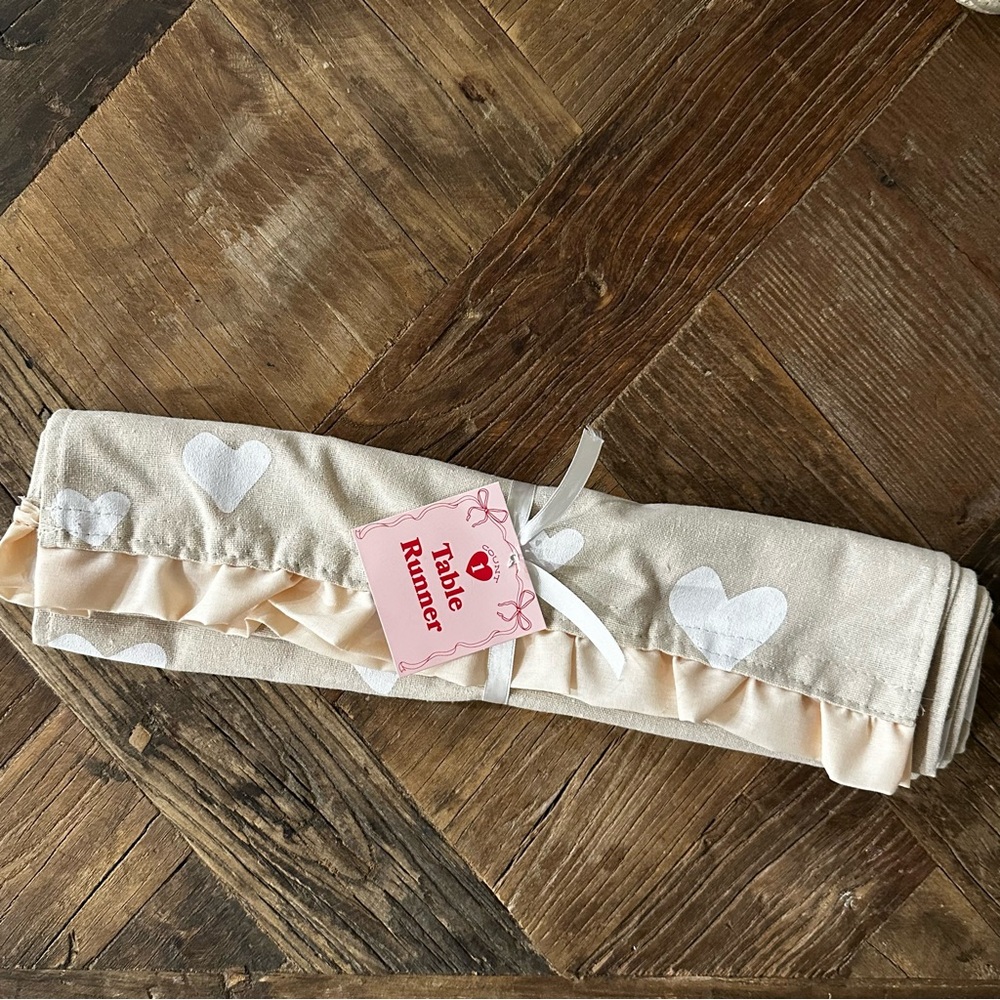 Target Heart Patterned Target Runner